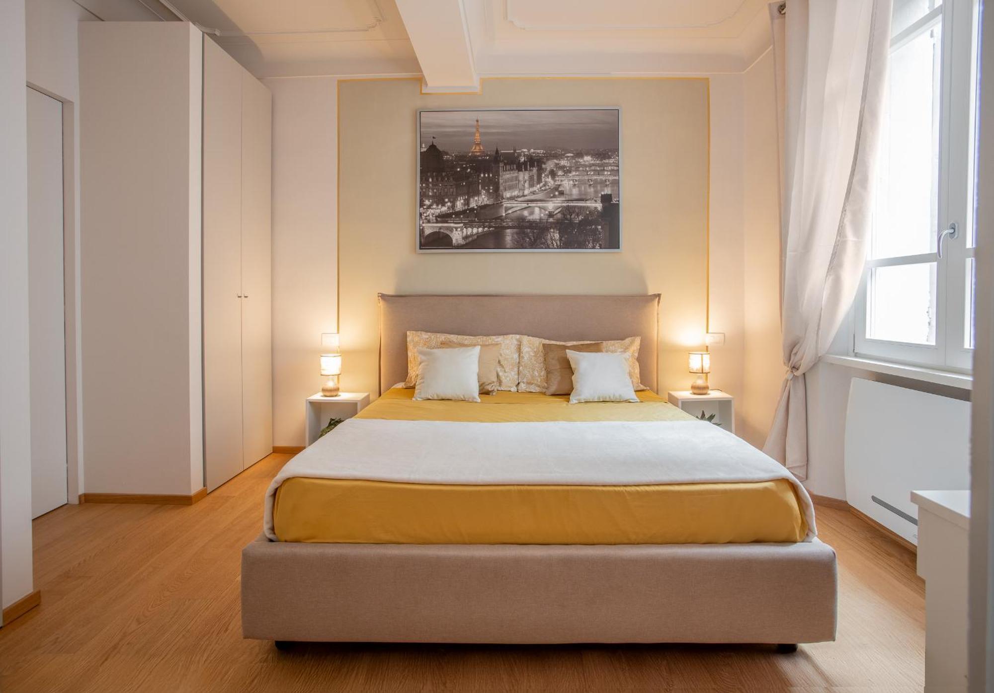 Freedom Suites Parma Bagian luar foto
